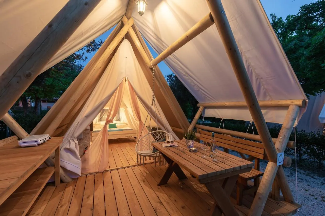 Eco Glamping- Fkk Nudist Camping Solaris contacts